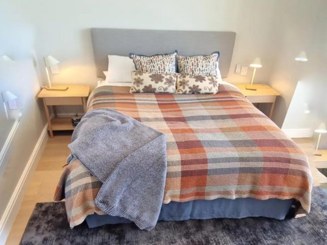 The Dragon Tree Guesthouse 칼크 베이 외부 사진