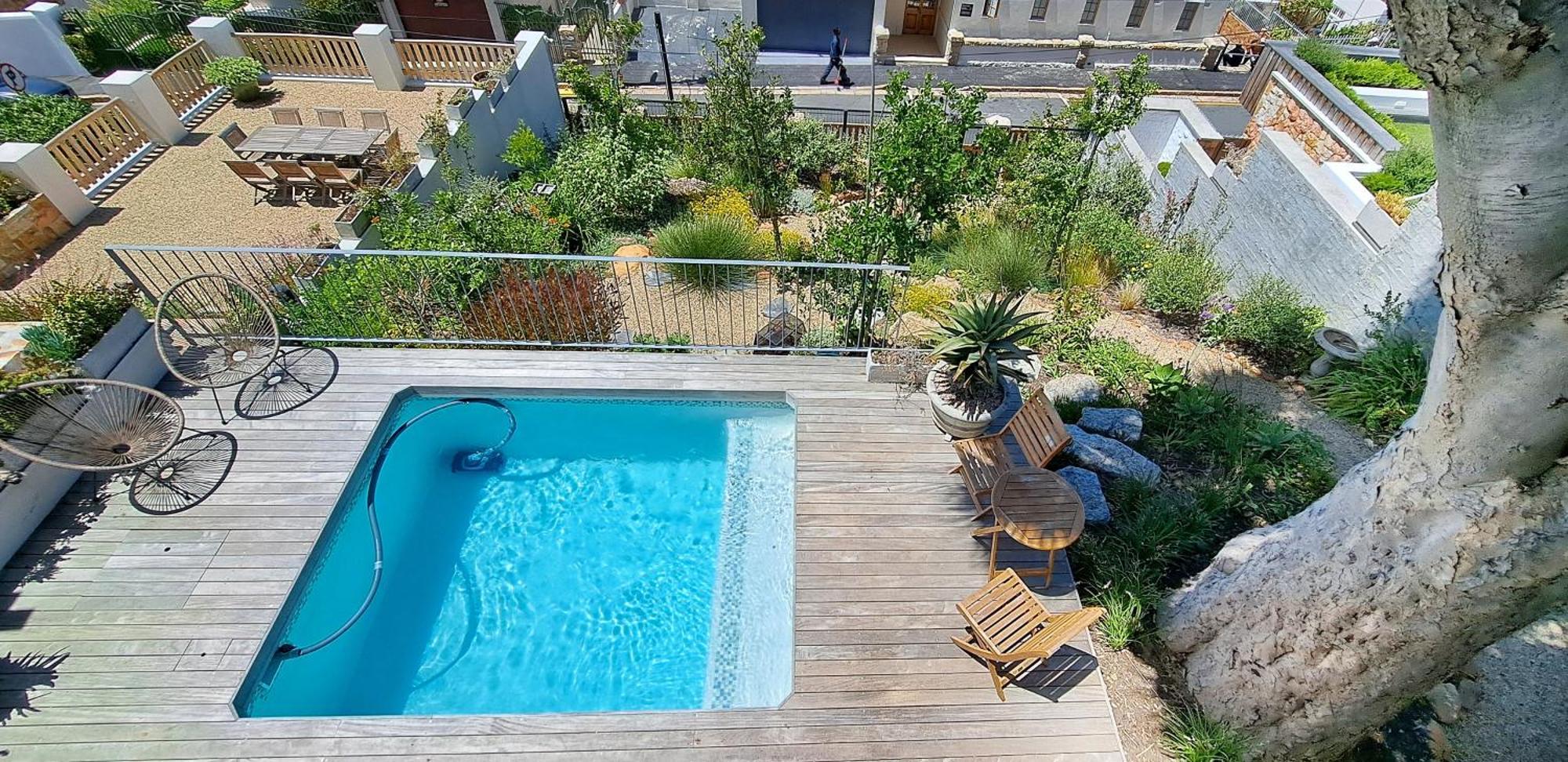 The Dragon Tree Guesthouse 칼크 베이 외부 사진